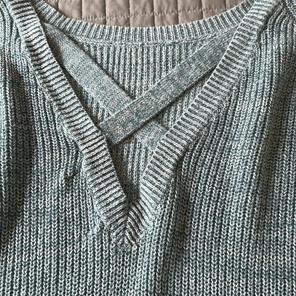 EUC - 🩵 Lulu’s Women's Blue Marled Sweater - Picture 6 of 9